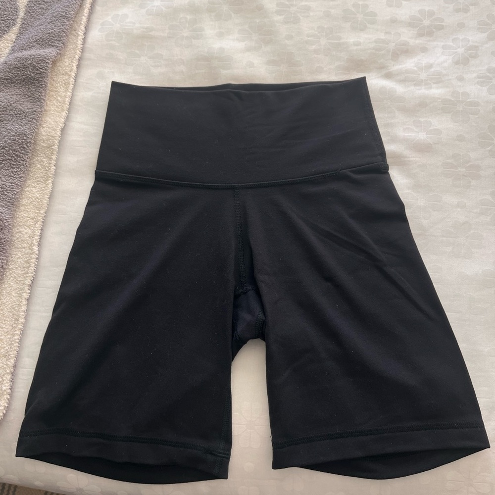TNA biker shorts